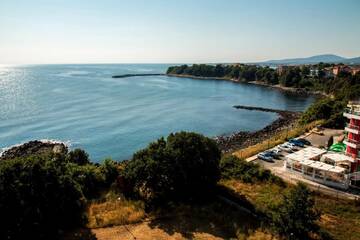 Фото номера Двухместный номер с 1 кроватью и балконом, вид на море Отель Hotel Kremikovci г. Китен 3