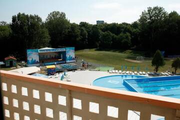 Фото Отель Hotel Green Park г. Китен 2