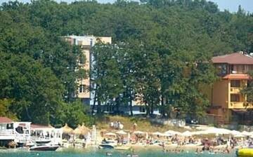 Фото номера Двухместный номер с 2 отдельными кроватями Отель HOTEL PARK 2 г. Китен 15