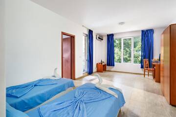 Фото номера Апартаменты с видом на море Отель HOTEL PARK 2 г. Китен 6