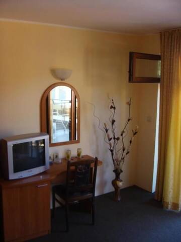 Фото номера Семейный люкс (для 4 взрослых и 1 ребенка) Отель Sunny Paradise Family Hotel г. Китен 7