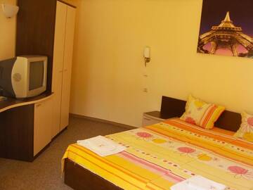 Фото номера Апартаменты Отель Sunny Paradise Family Hotel г. Китен 8