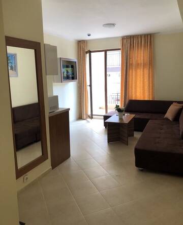 Фото номера Апартаменты с 2 спальнями Отель Sunny Paradise Family Hotel г. Китен 11