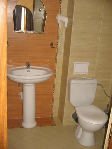 Фото номера Семейный номер (для 3 взрослых и 1 ребенка) Отель Sunny Paradise Family Hotel г. Китен 12