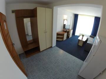 Фото номера Люкс с балконом Отель Hotel Lotos г. Китен 8