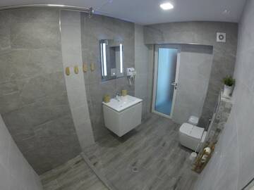 Фото номера Люкс с балконом Отель Hotel Lotos г. Китен 2