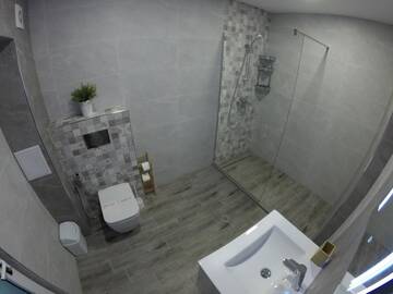 Фото номера Люкс с балконом Отель Hotel Lotos г. Китен 4