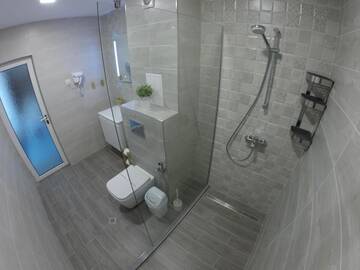 Фото номера Люкс с балконом Отель Hotel Lotos г. Китен 10