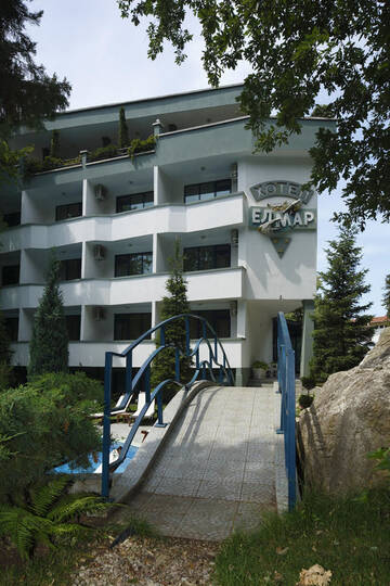 Фото номера Семейный номер (для 2 взрослых и 2 детей) Отель Elmar Hotel г. Китен 4